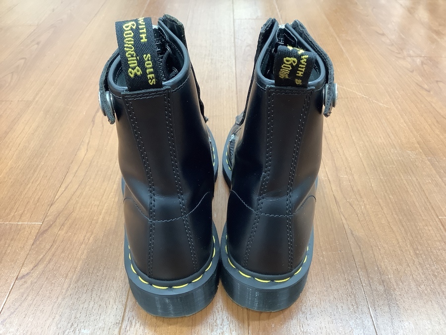 Dr.Martens×Schott(ドクターマーチン×ショット)の8ホールブーツ