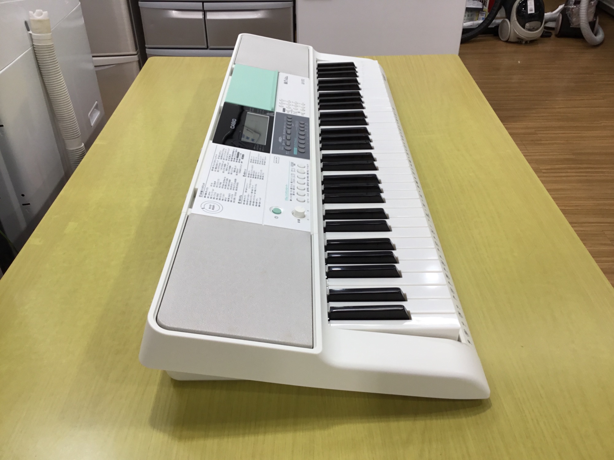 CASIO(カシオ)から電子キーボード(2019年製) をご紹介します