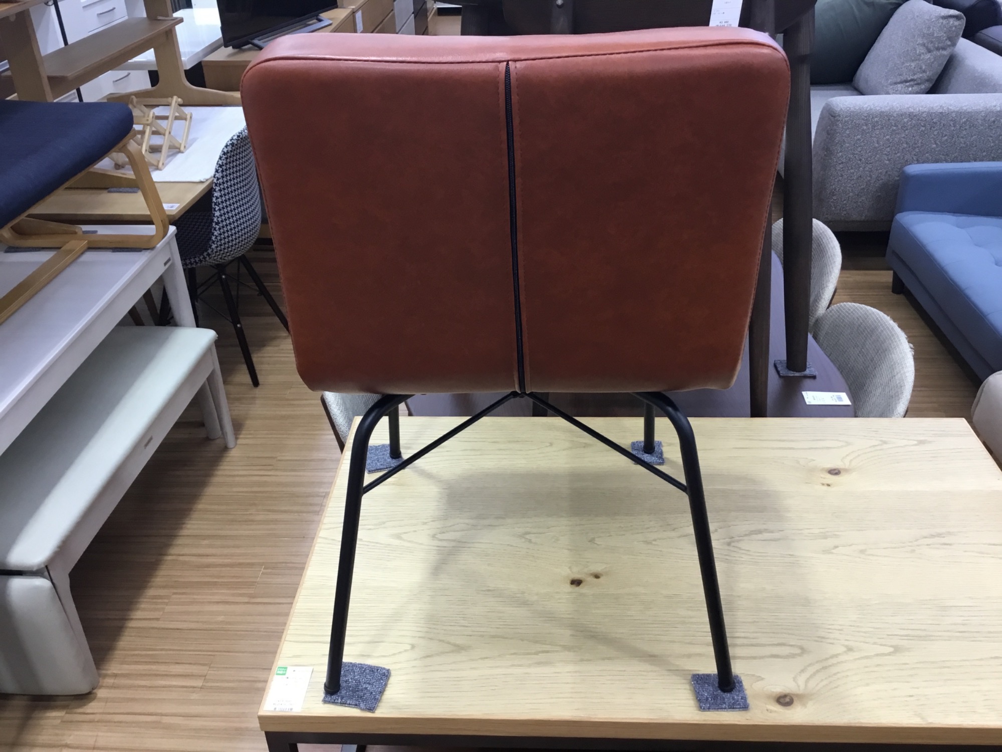 市場株式会社よりダイニングチェアーをご紹介します‼︎ トレジャーファクトリーつくば店 市場株式会社よりダイニングチェアーを買取入荷です！｜2023年06月27日