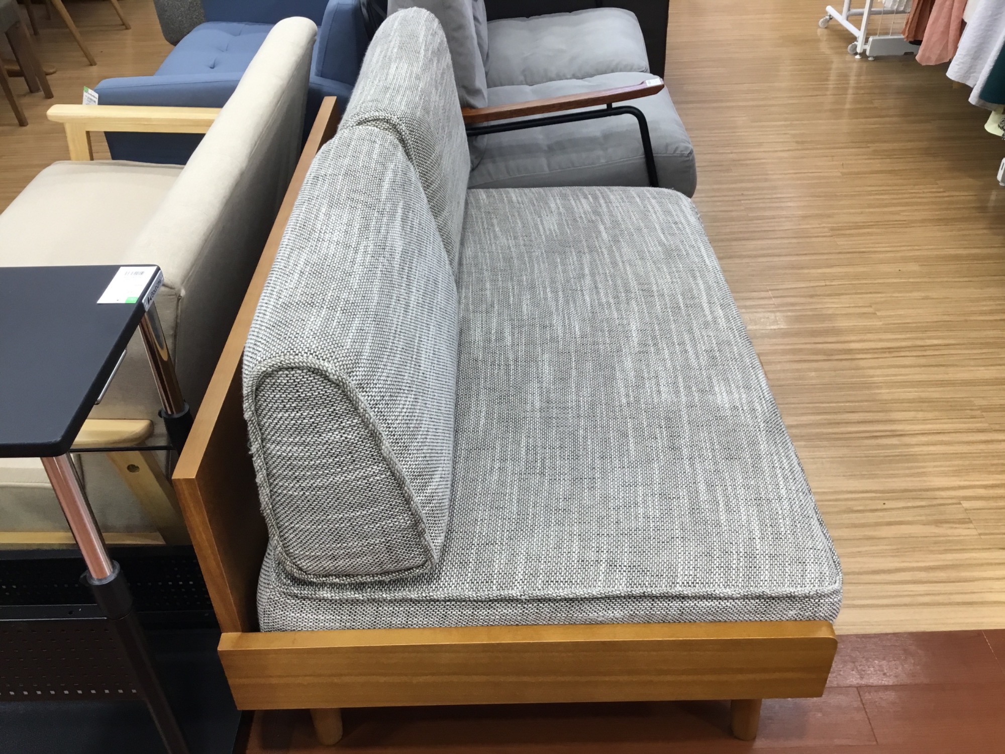 UNICO(ウニコ)の2人掛けソファーをご紹介します‼︎ トレジャー