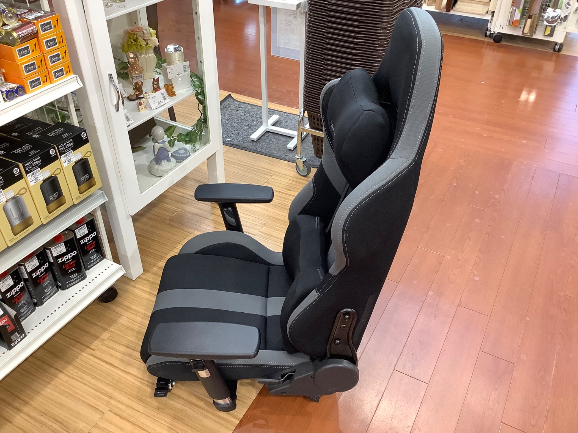 BauhutteのゲーミングPCワゴンをご紹介します‼︎ トレジャーファクトリーつくば店 Bauhutte(バウヒュッテ)のゲーミング座椅子を買取入荷です！｜2023年08