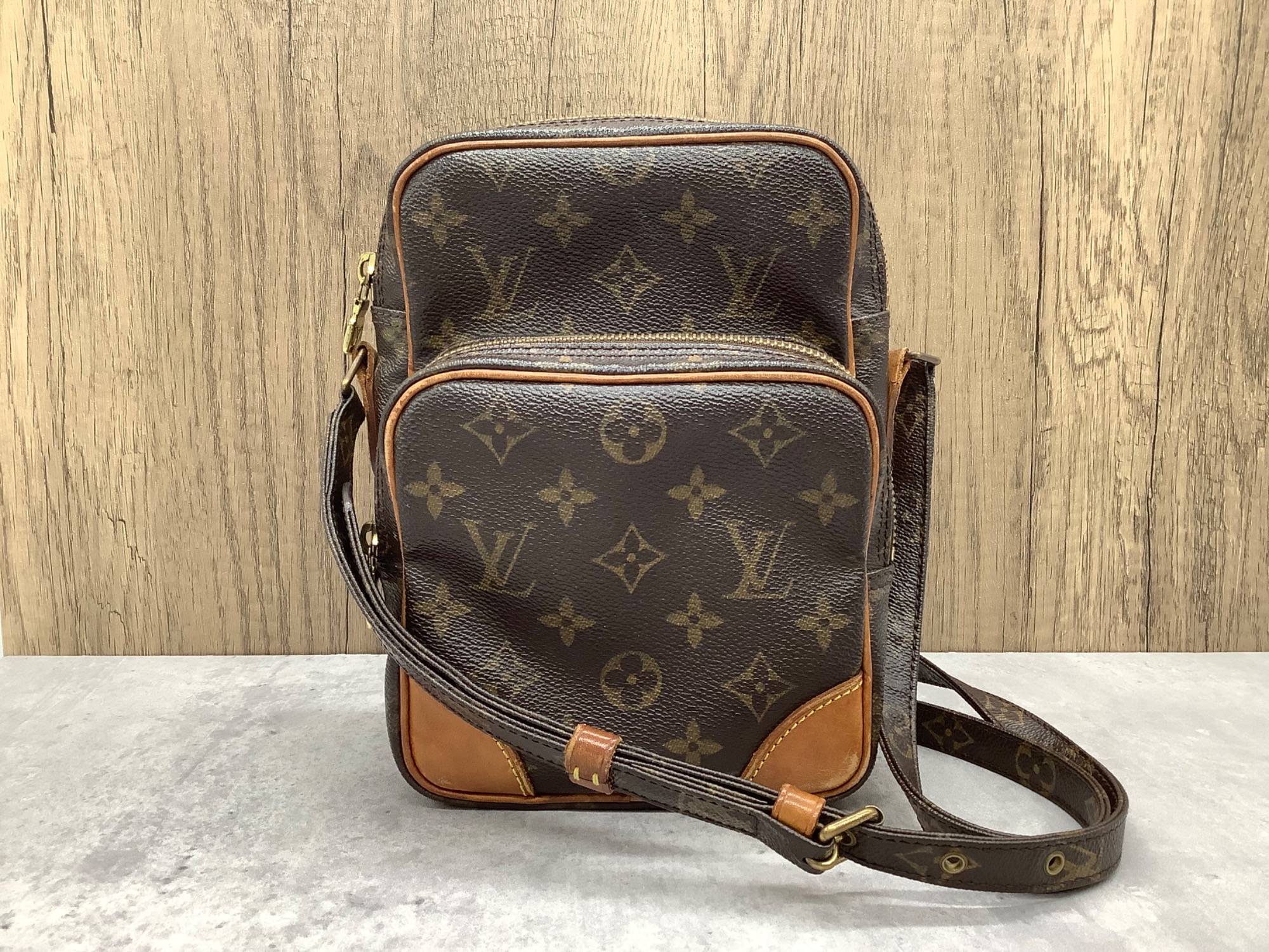 LOUIS VUITTON (ルイ・ヴィトン) モノグラム アマゾン が入荷 LOUIS VUITTON (ルイ・ヴィトン) モノグラム アマゾン が入荷