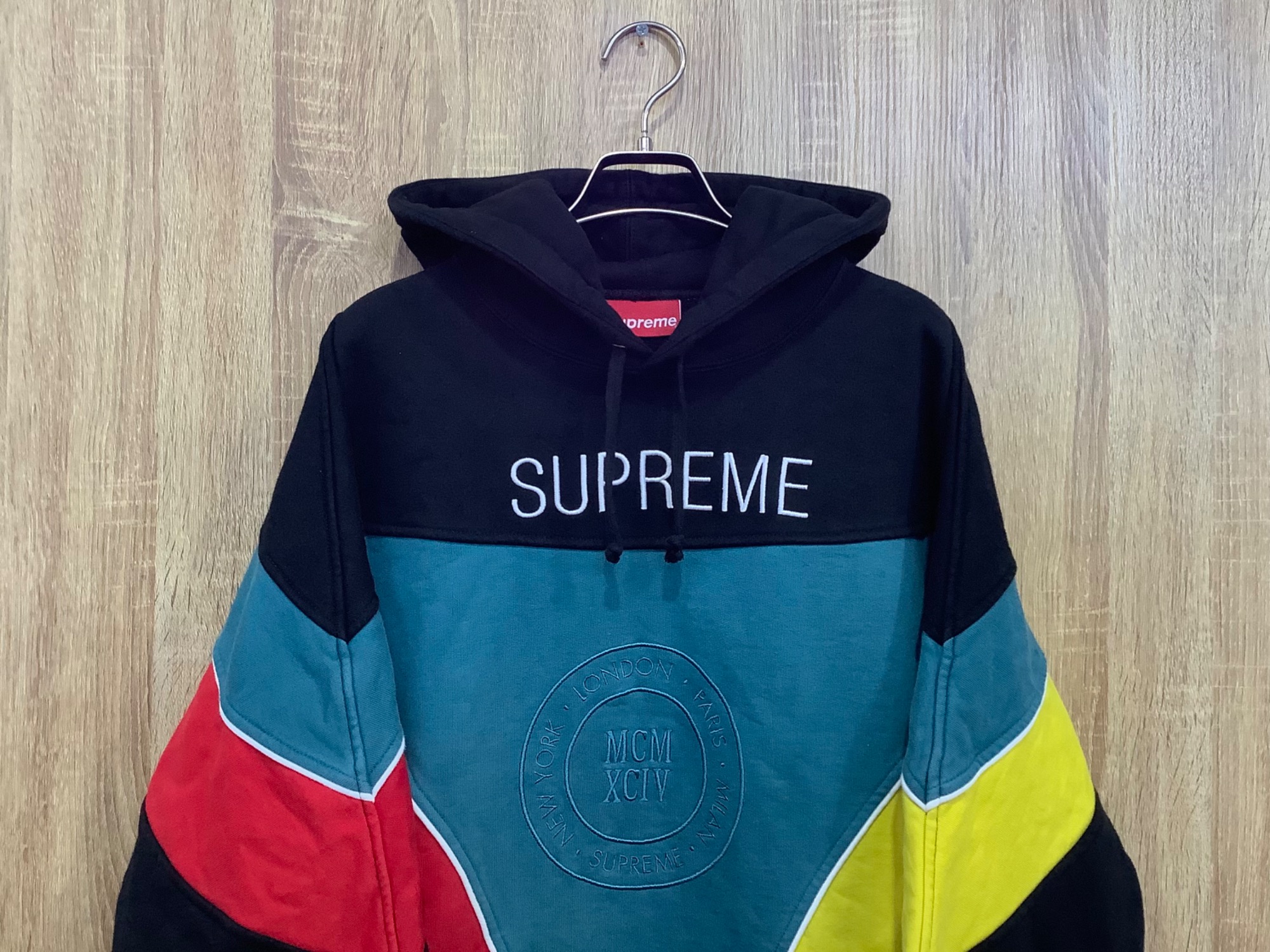 supreme Milan hooded sweatshirt パーカー Supreme SUPREME シュプリーム 20SS Milan Hooded Sweatshirt
