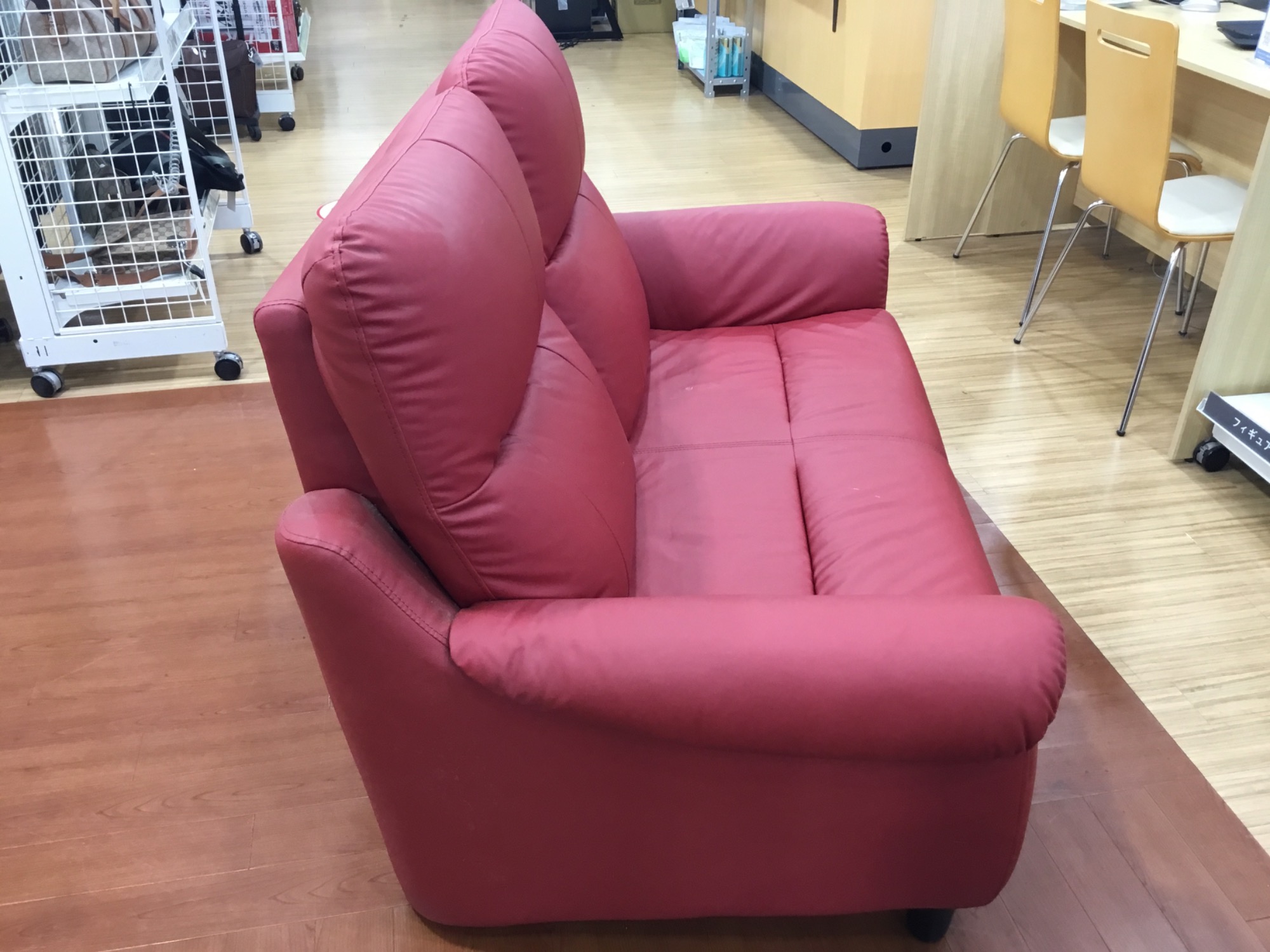 山新 LUNA 合皮製 2人掛けソファー 入荷しました！【つくば店