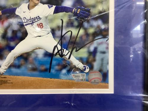 山本由伸 ロサンゼルス・ドジャース サイン フォト入荷しました