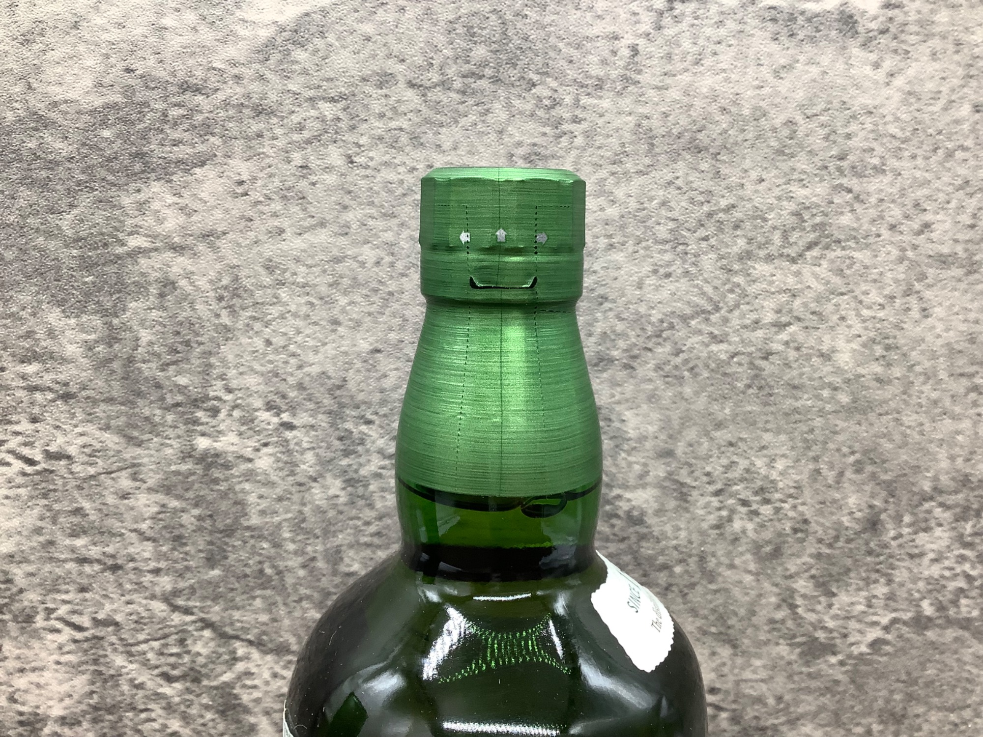 白州ジャパニーズウイスキー 700ml サントリー 白州 ジャパニーズウィスキー 700ml｜トレファクONLINE