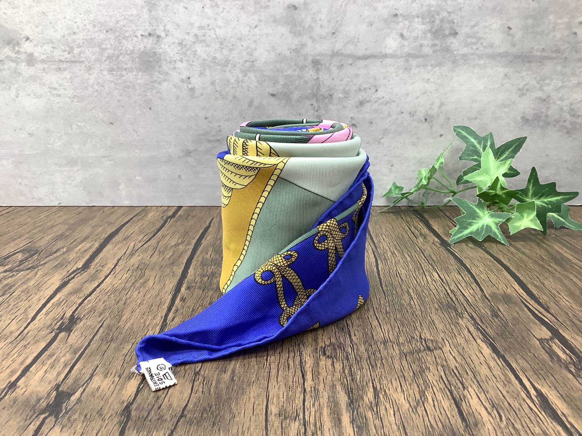 HERMES/エルメス カレ90 大調教術 スカーフ j_245 HERMES/エルメス