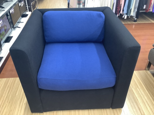 家具のアームチェア