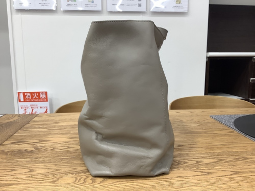 トゥミのトートバッグ