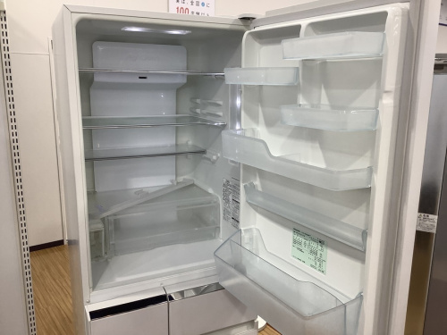 冷蔵庫の5ドア冷蔵庫