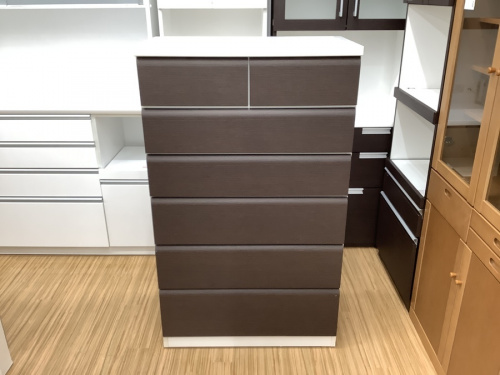 収納家具のチェスト