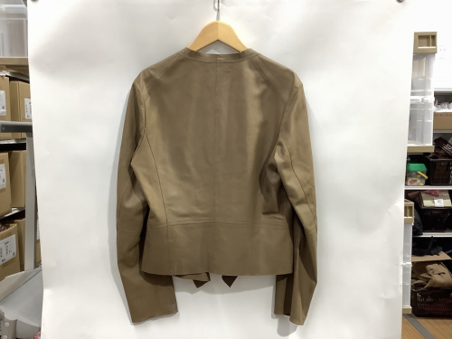 レザージャケットのawtus×Theory Luxe