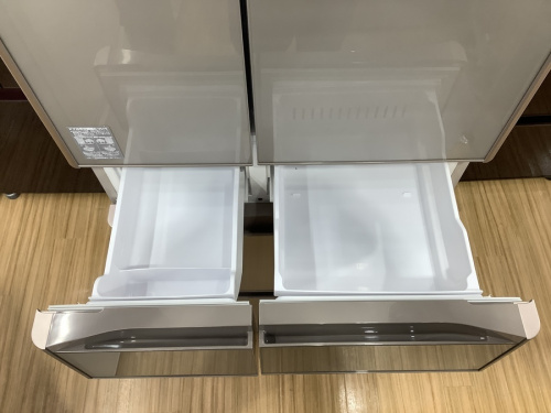 6ドア冷蔵庫のHITACHI