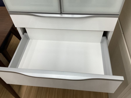 ダイニングボードのモーブル