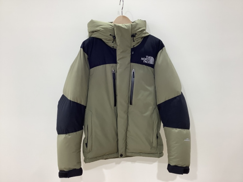 トップスのジャケット