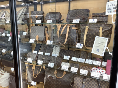 ルイヴィトンのCHANEL