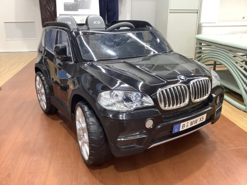 ホビーの電動乗用玩具