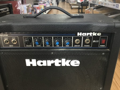 ベースアンプのHartke