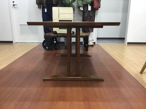 カリモクロクマルプラスのカリモク60+