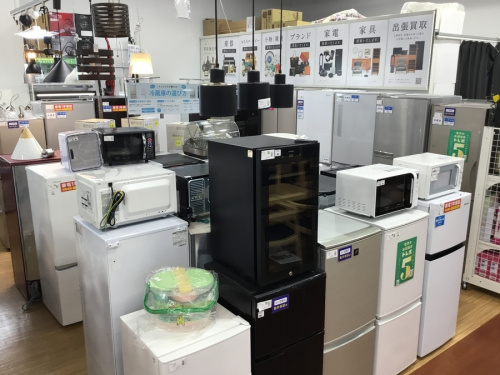 生活家電の5ドア冷蔵庫