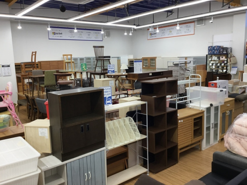 家具のソファー