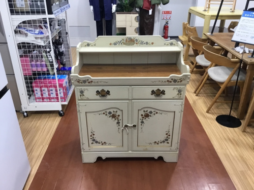 収納家具の万能収納