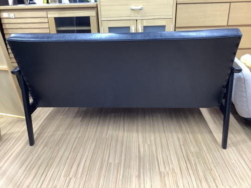 カリモク60のチェア