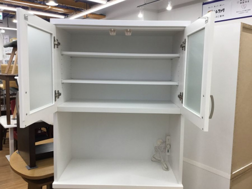 キッチン収納の2枚扉レンジボード