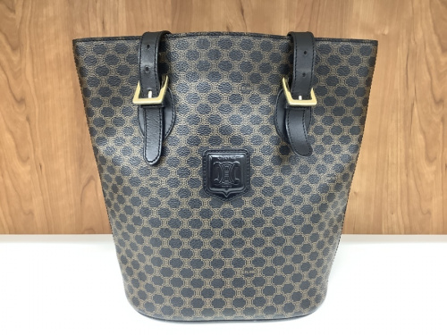 トートバッグのセリーヌ