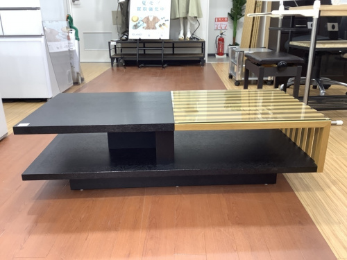 テーブルのArmonia