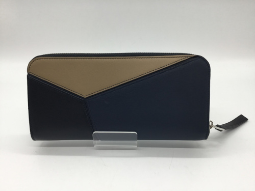 長財布のLOEWE