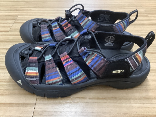 サンダルのKEEN