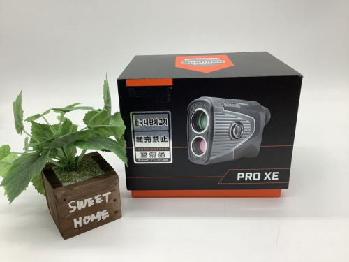 スポーツウェアのゴルフ用レーザー距離計