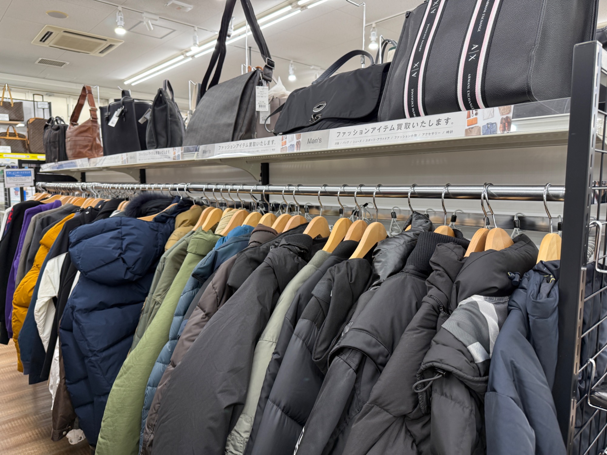 再値下げ　新品　バーバリーブラックレーベル BURBERRY BLACK LABEL(バーバリーブラックレーベル)のダウンジャケット