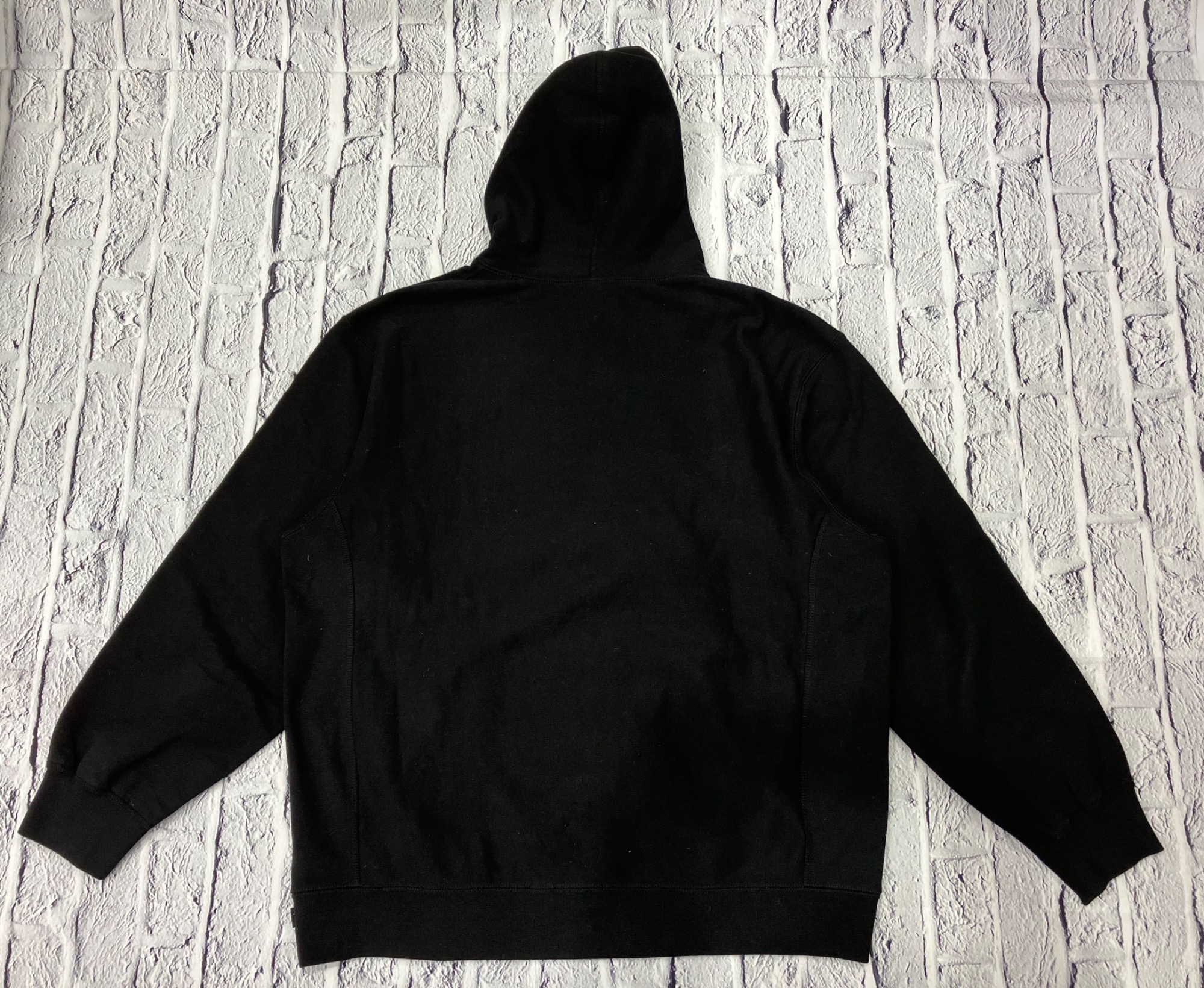 Supreme(シュプリーム)プルオーバーパーカーが買取入荷しました