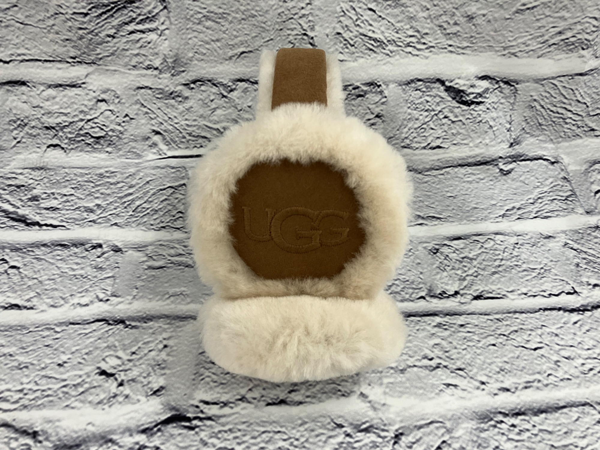 UGG(アグ）イヤーマフが買取入荷しました！！｜2025年12月14日