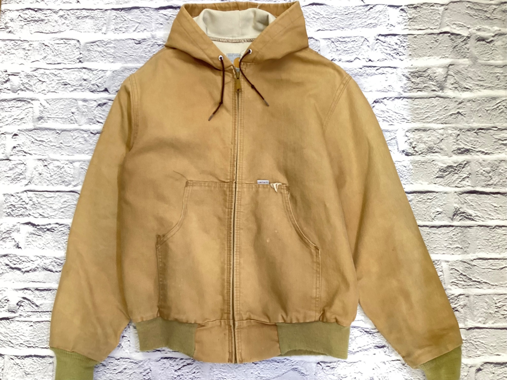CarHartt(カーハート)100周年モデルアクティブジャケットが買取入荷