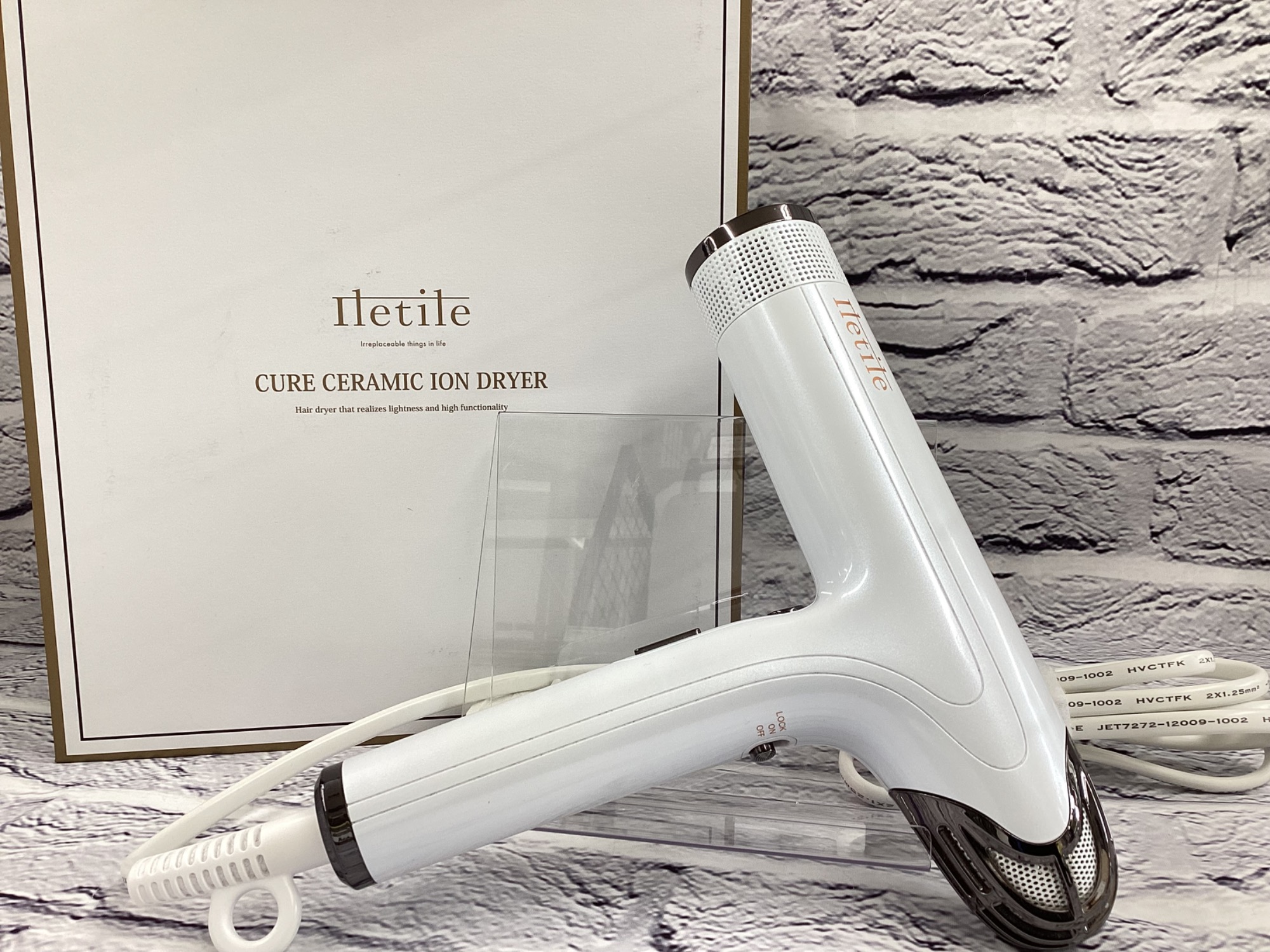 Iletile(アイルティル)キュアセラミックイオンドライヤーが買取入荷