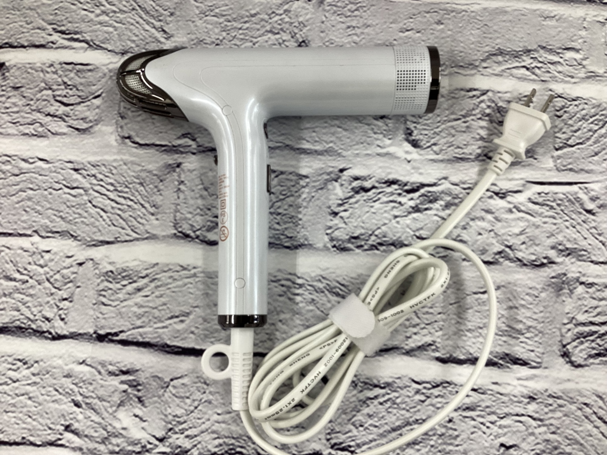 Iletile(アイルティル)キュアセラミックイオンドライヤーが買取入荷