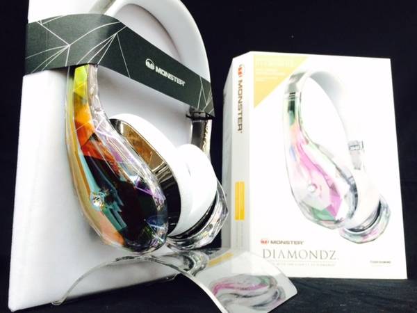 モンスタービーツ ヘッドホン ヘッドホンナビ] - MONSTER beats by Dr.Dre Studio 価格比較とレビュー