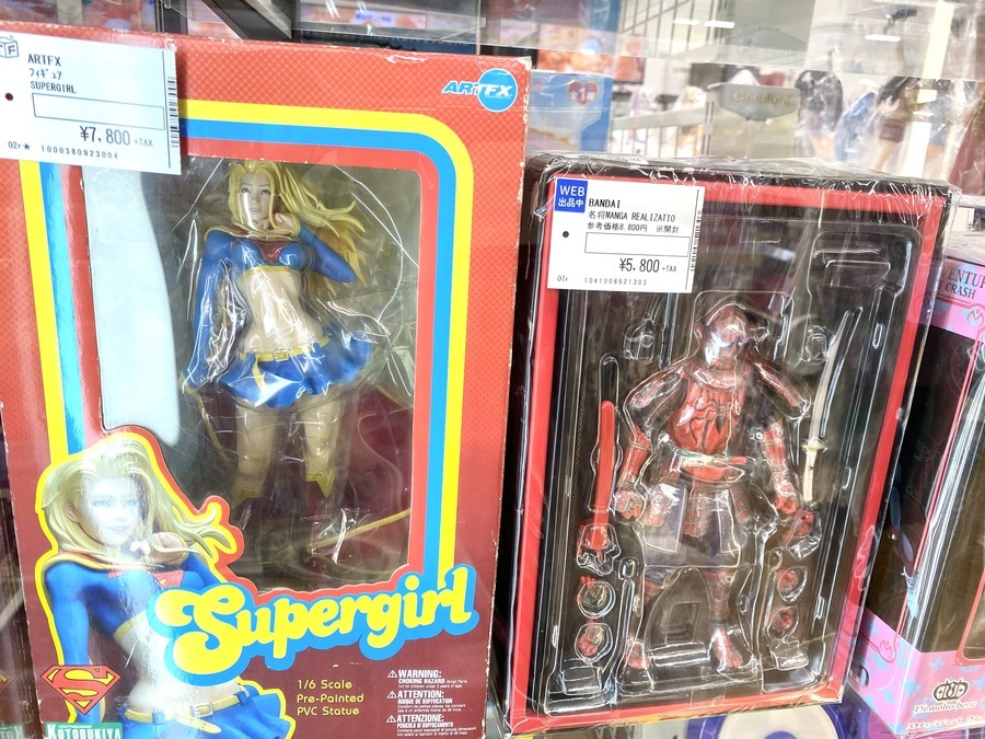 スマホで購入】アメコミヒーローといえば？バッドマンのフィギュアをご