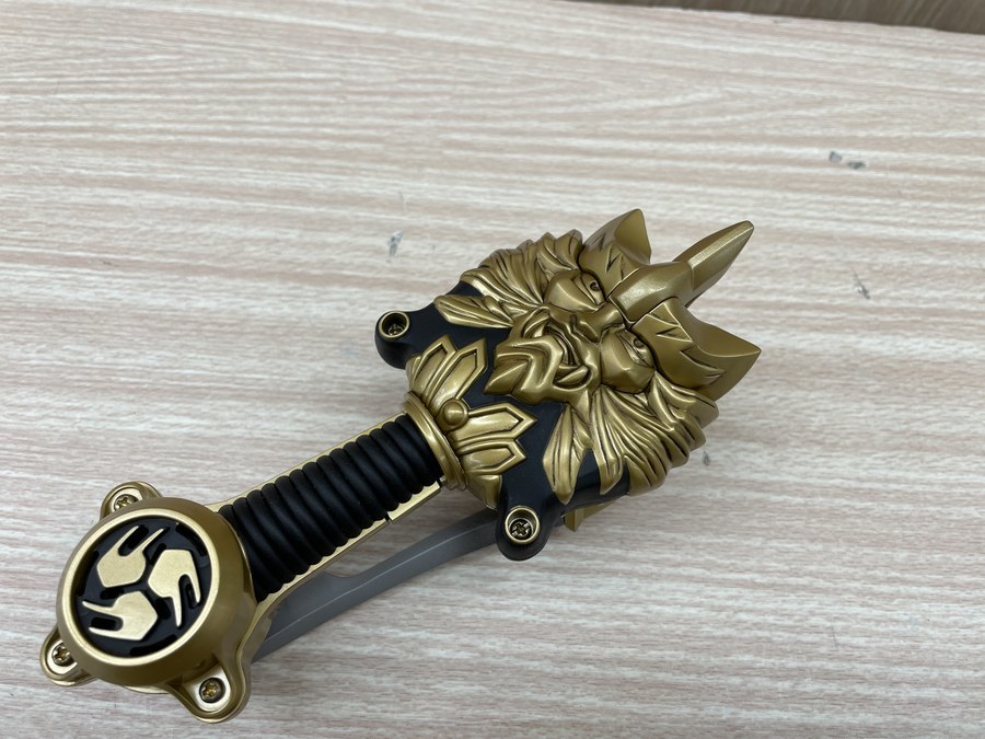 スマホで購入】仮面ライダー響鬼の変身音叉・音角入荷しました