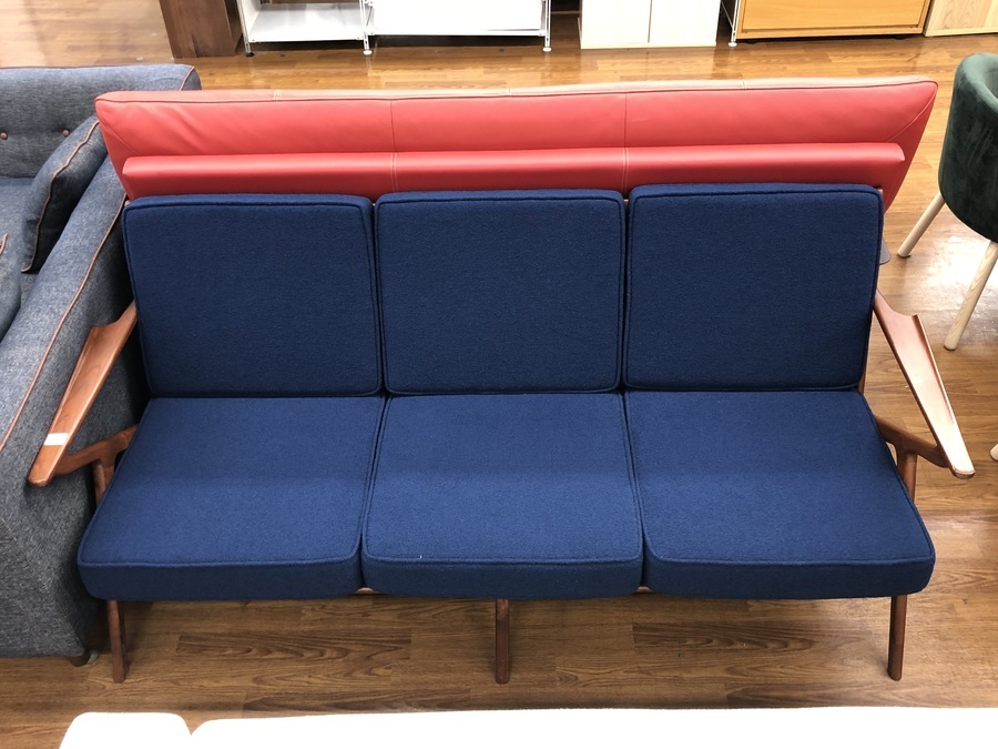 CENTURIUM 三人掛けソファーをご紹介いたします！！【南浦和店】｜2021 