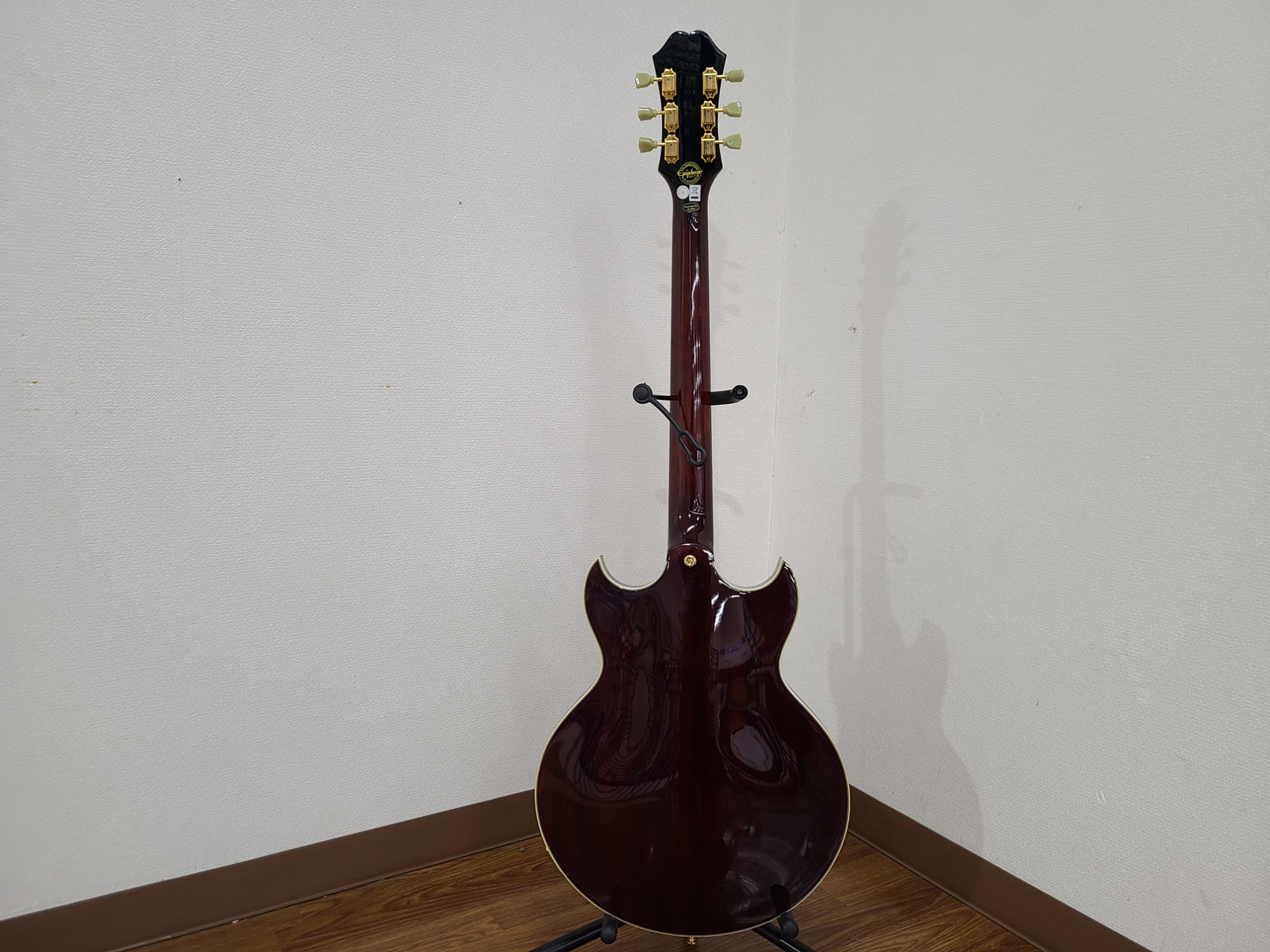 EPIPHONEのセミアコギター johnny a customが入荷！｜2023年05月13日