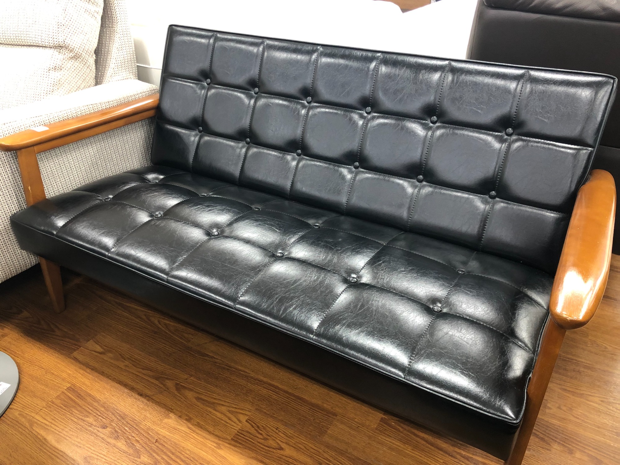 カリモク60】2人掛けソファー入荷致しました！！｜2023年06月22日 