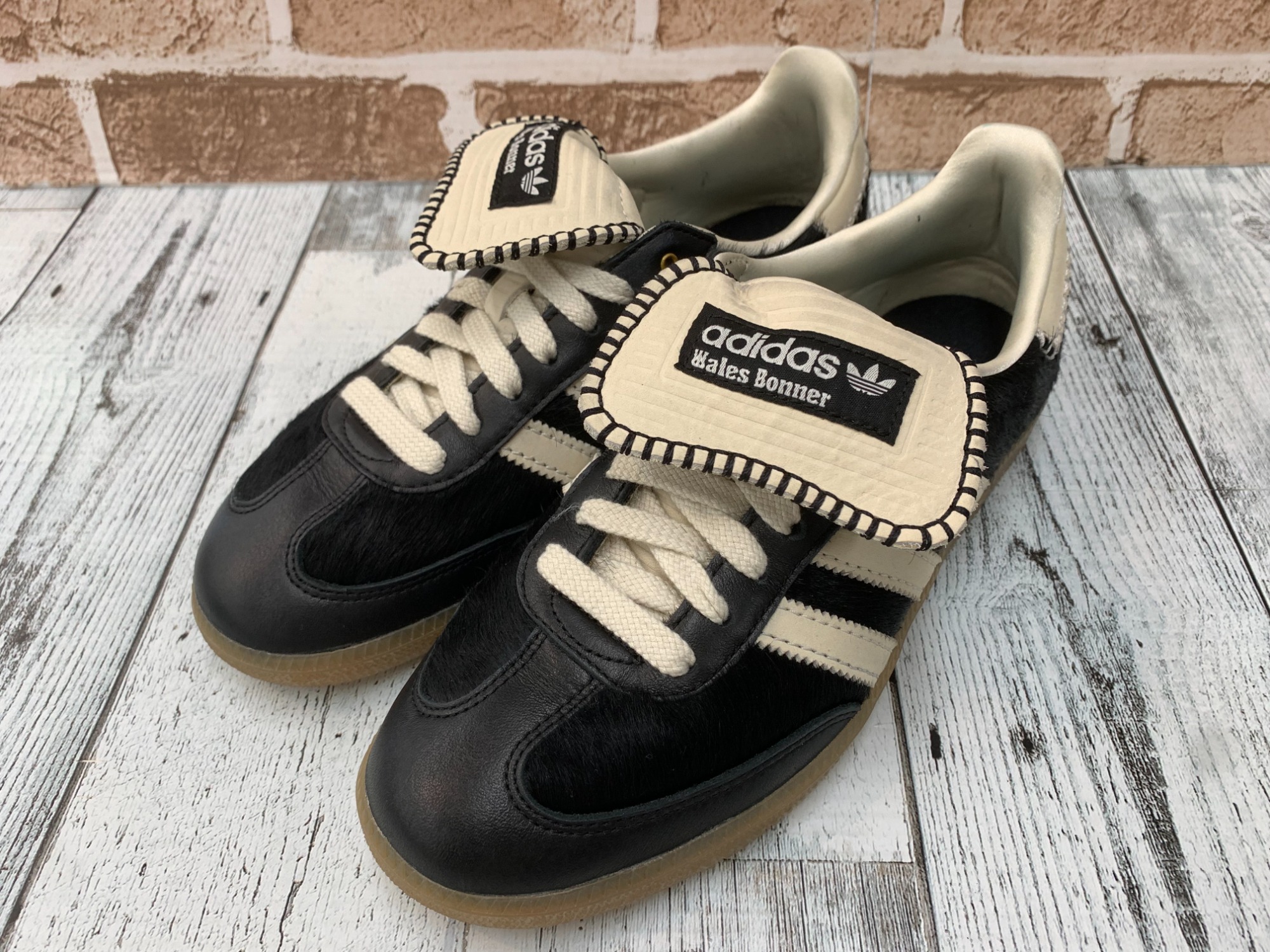 スニーカー買取強化中！】ADIDAS×WALES BONNERのSAMBA PONY TONAL LOW