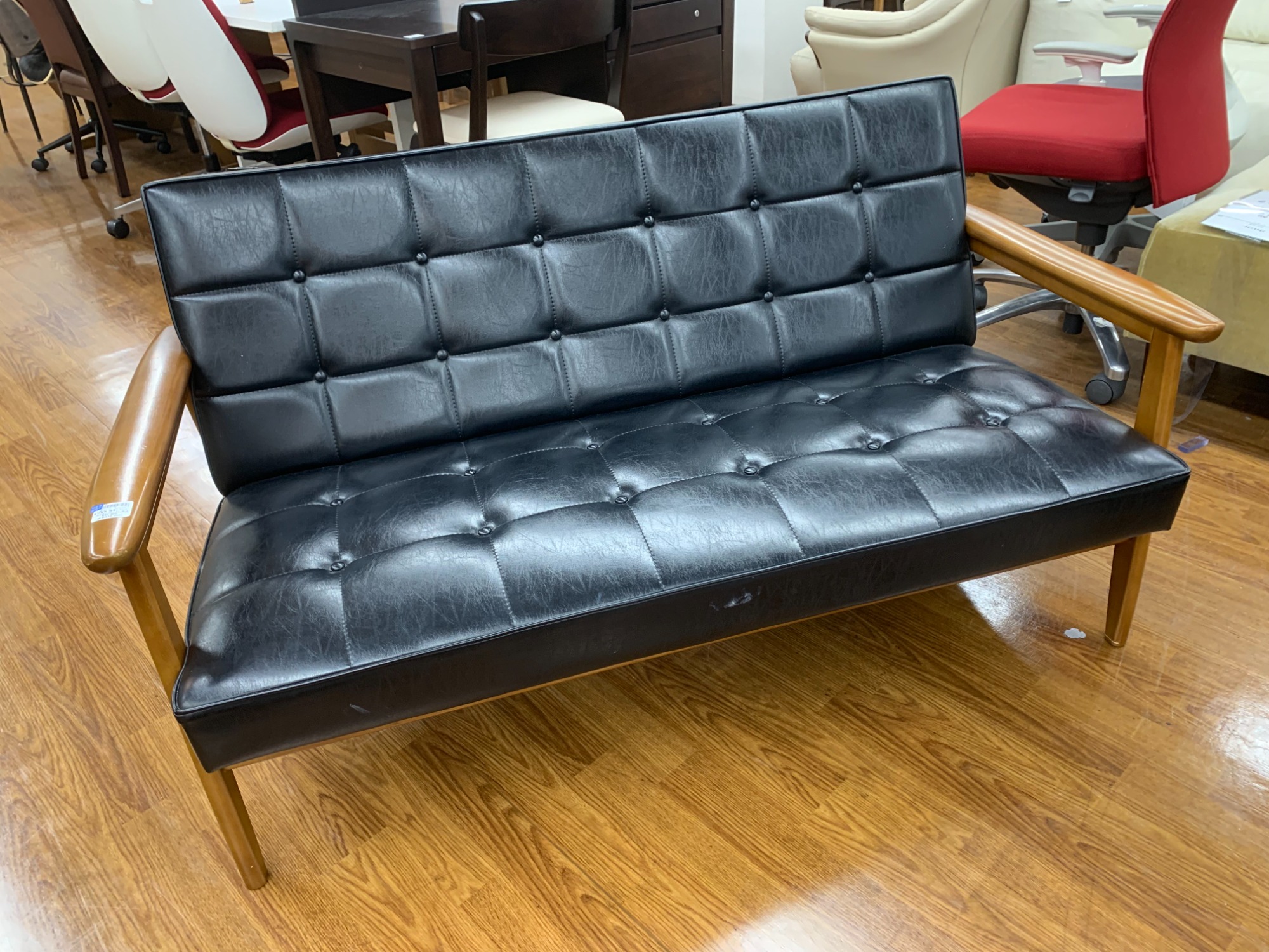 3F家具・家電展示中！】カリモク60のKチェア 2シーターが買取入荷しま 