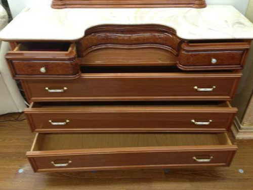 浦和3店舗新入荷の中古家具