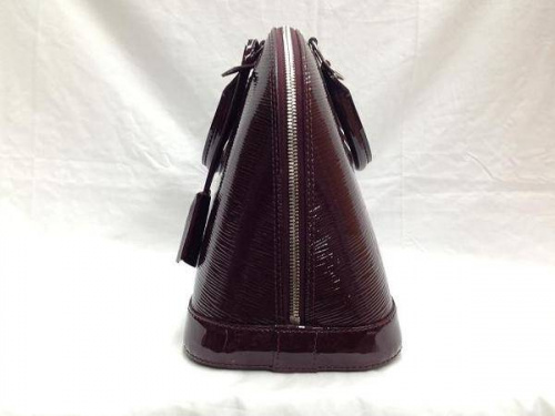 バッグのルイヴィトン（LOUIS VUITTON）