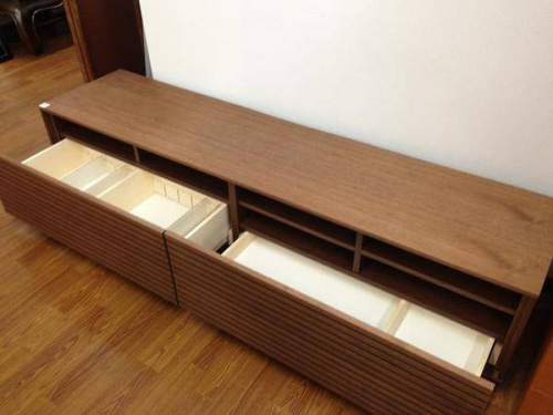 浦和3店舗新入荷の中古家具